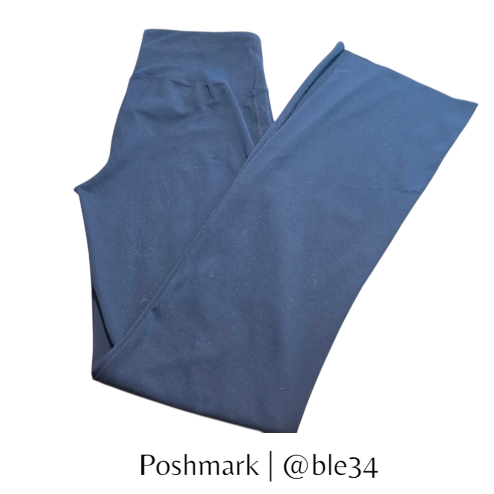 Seahorse Flare Navy Leggings